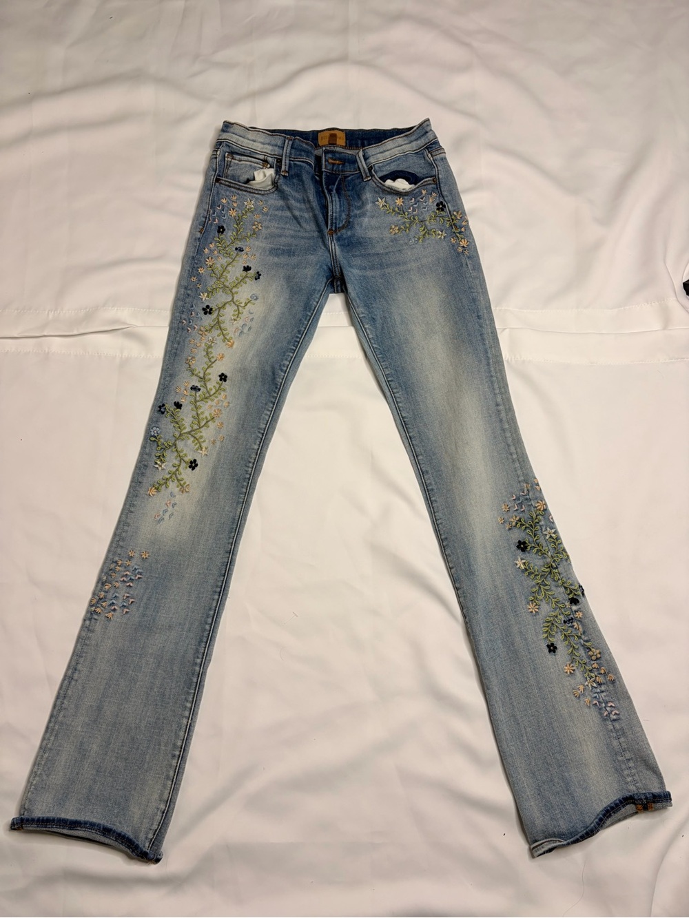 Driftwood Kelly Womens Blue Floral Embroidered Bootcut Jeans Size W26